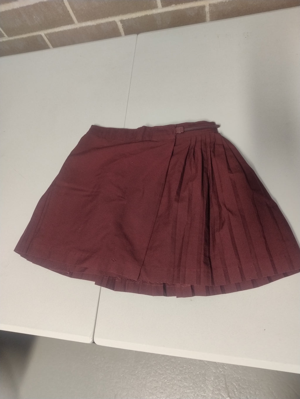 Maroon wrap-around pleated skirt SH